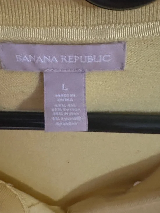 Banana Republic Vintage Yellow Button Cardigan Sweater - woman’s Large - Picture 6 of 7